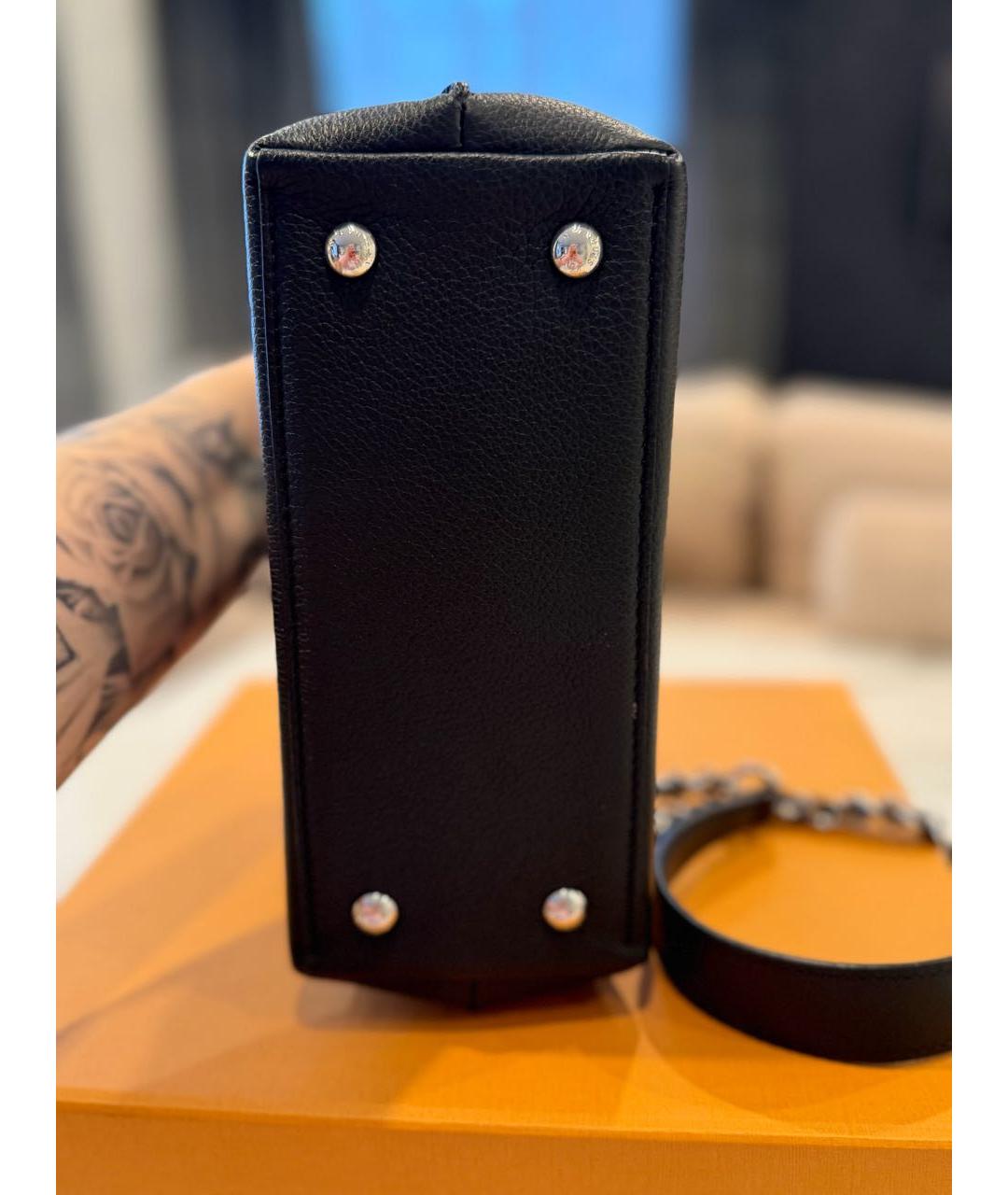 LOUIS VUITTON Черная кожаная сумка с короткими ручками, фото 4