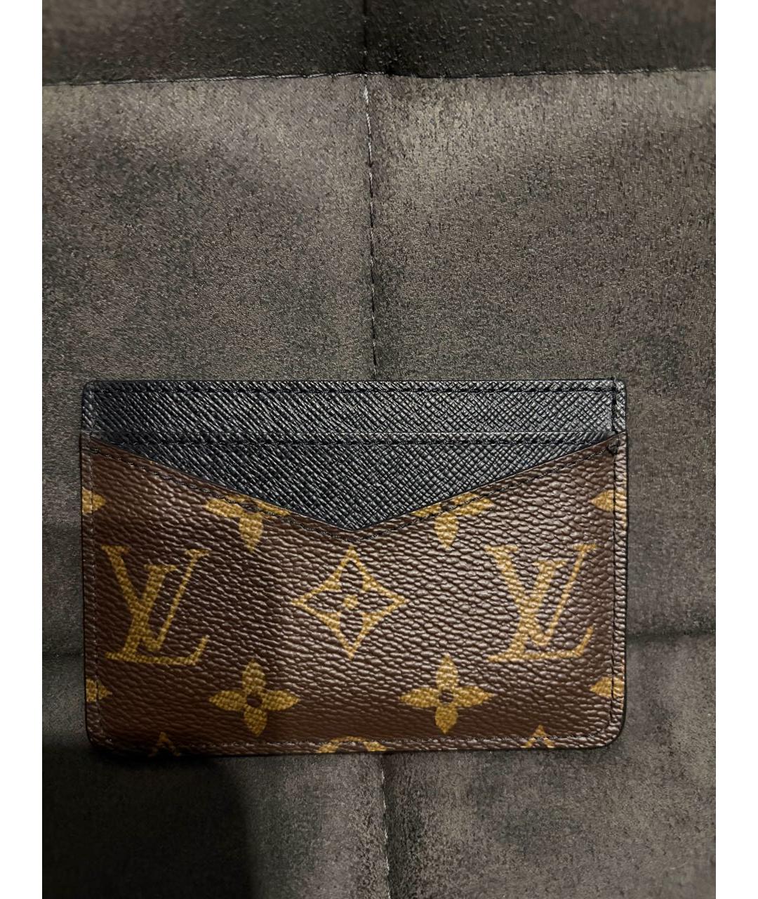 LOUIS VUITTON Коричневый кардхолдер, фото 8