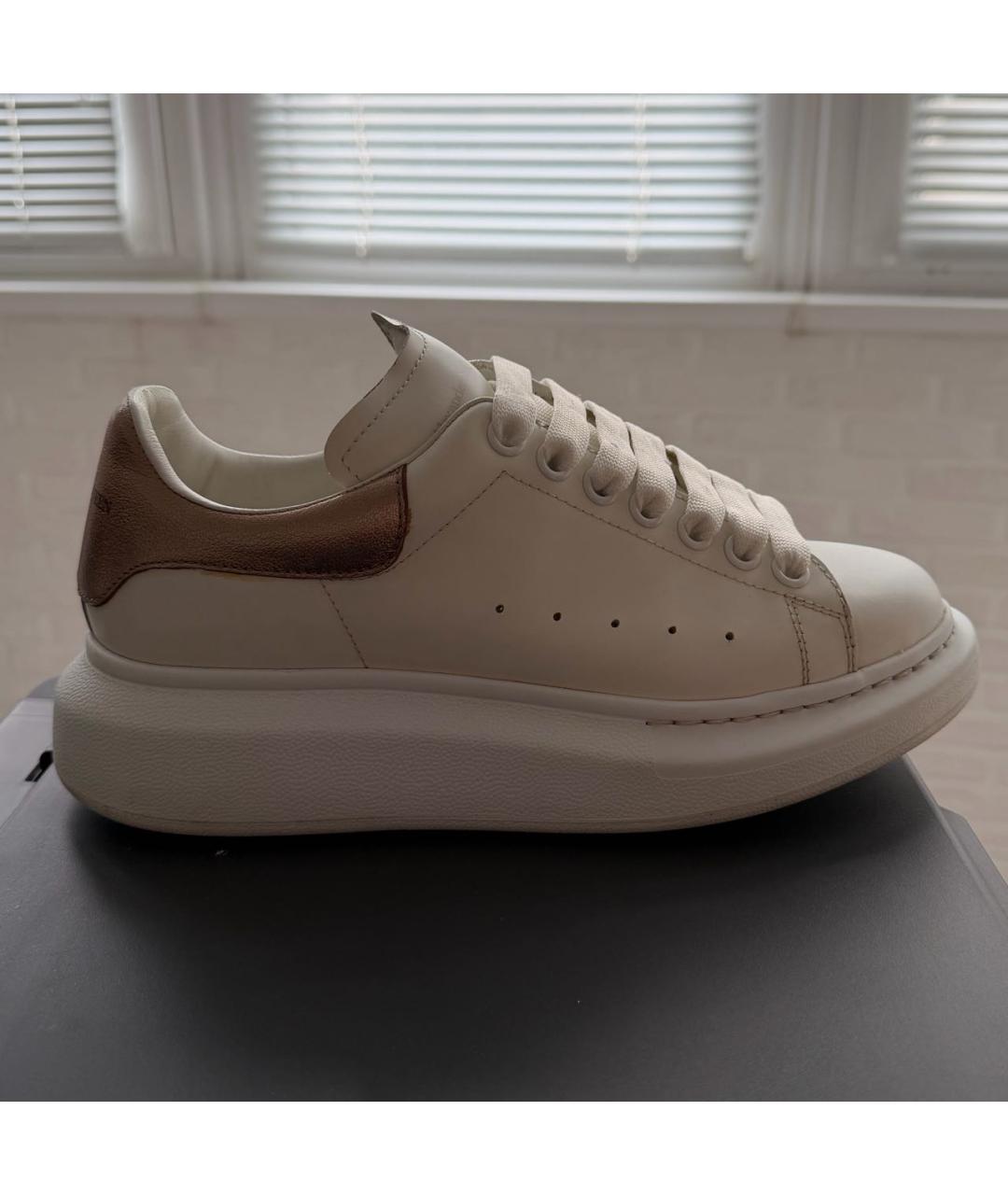 ALEXANDER MCQUEEN Белые кожаные кеды, фото 9