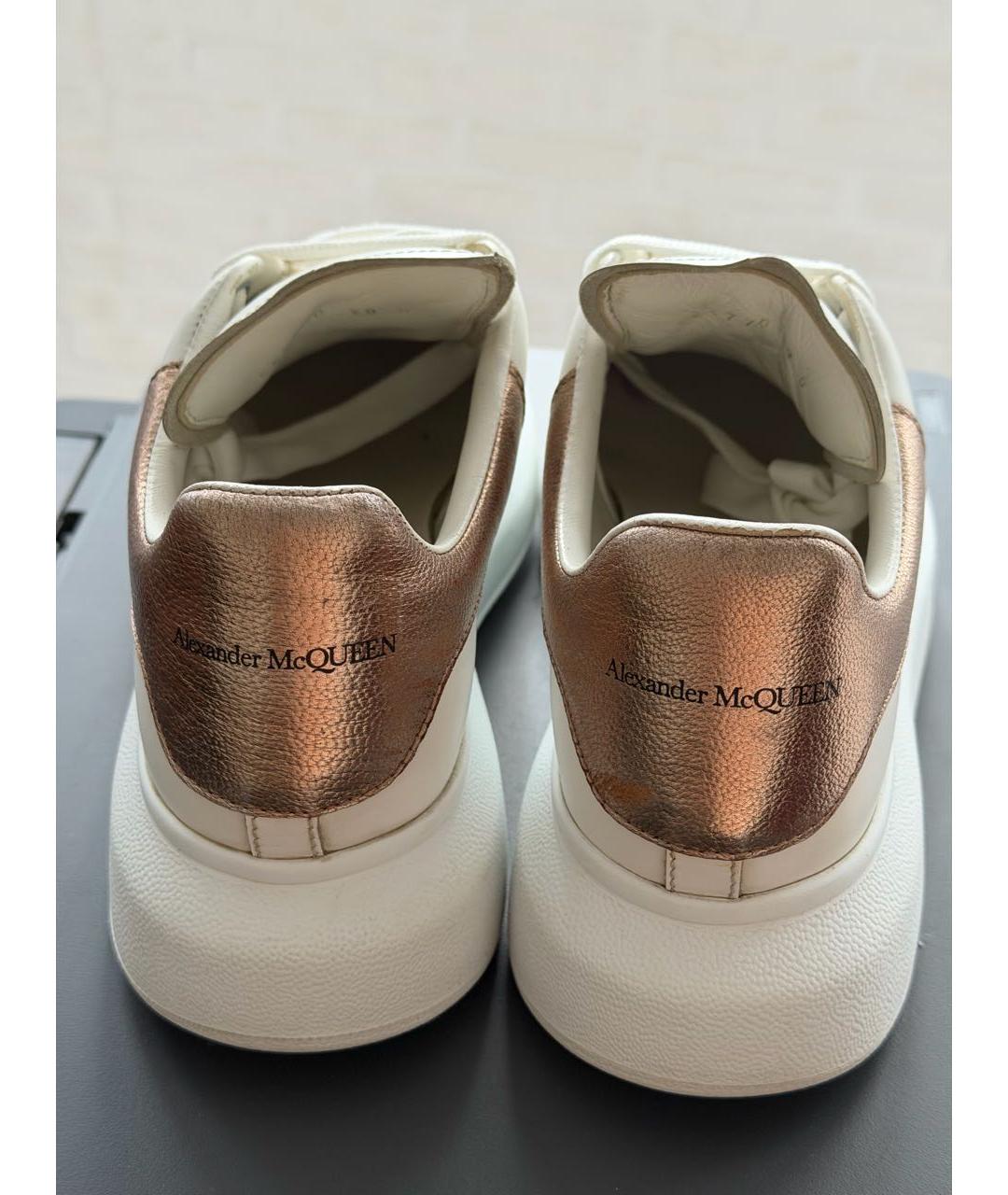 ALEXANDER MCQUEEN Белые кожаные кеды, фото 4