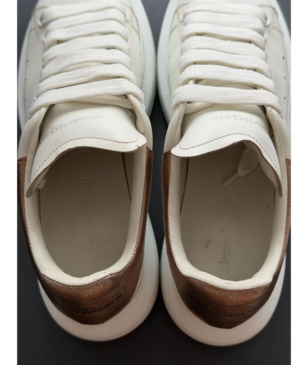 ALEXANDER MCQUEEN Белые кожаные кеды, фото 3