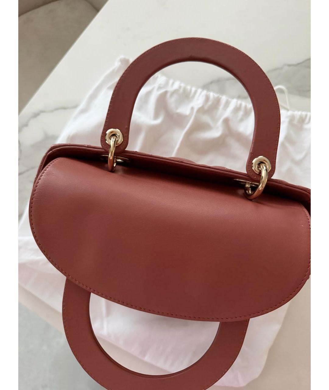 CHRISTIAN DIOR Коралловая кожаная сумка с короткими ручками, фото 7