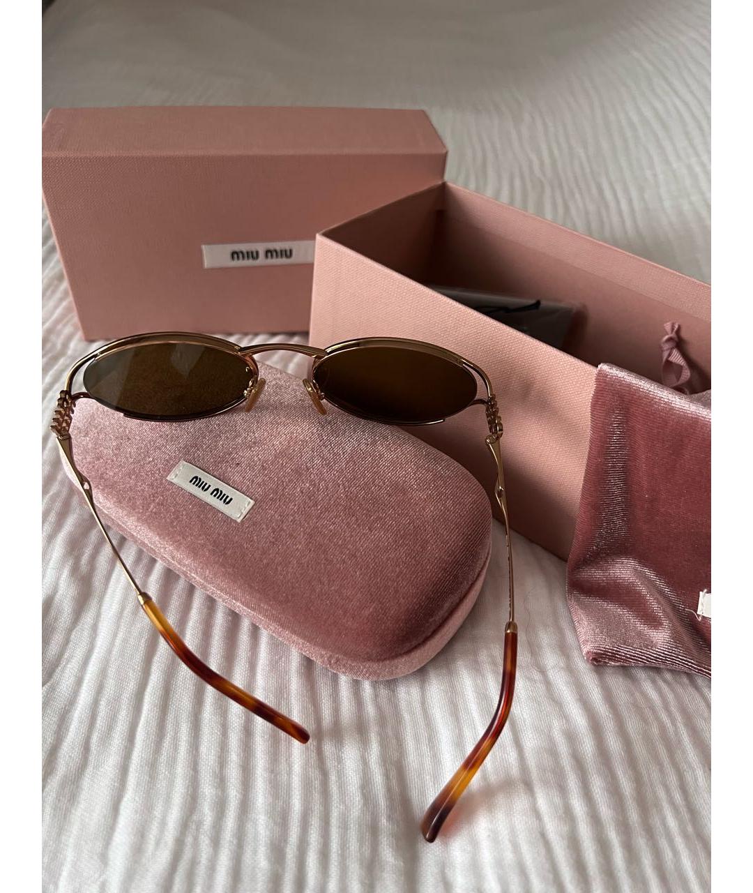 MIU MIU Золотые металлические солнцезащитные очки, фото 5