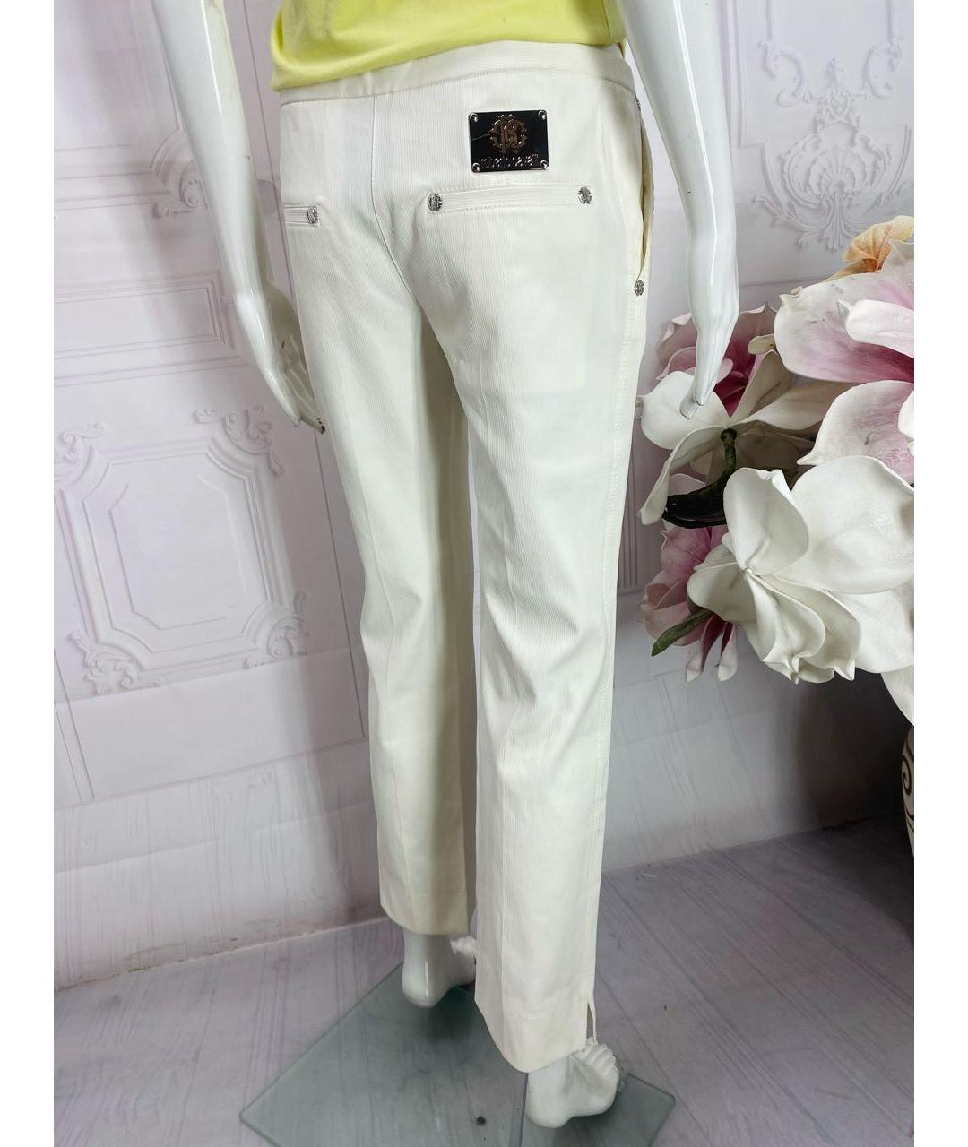 ROBERTO CAVALLI Белые хлопко-эластановые прямые брюки, фото 2