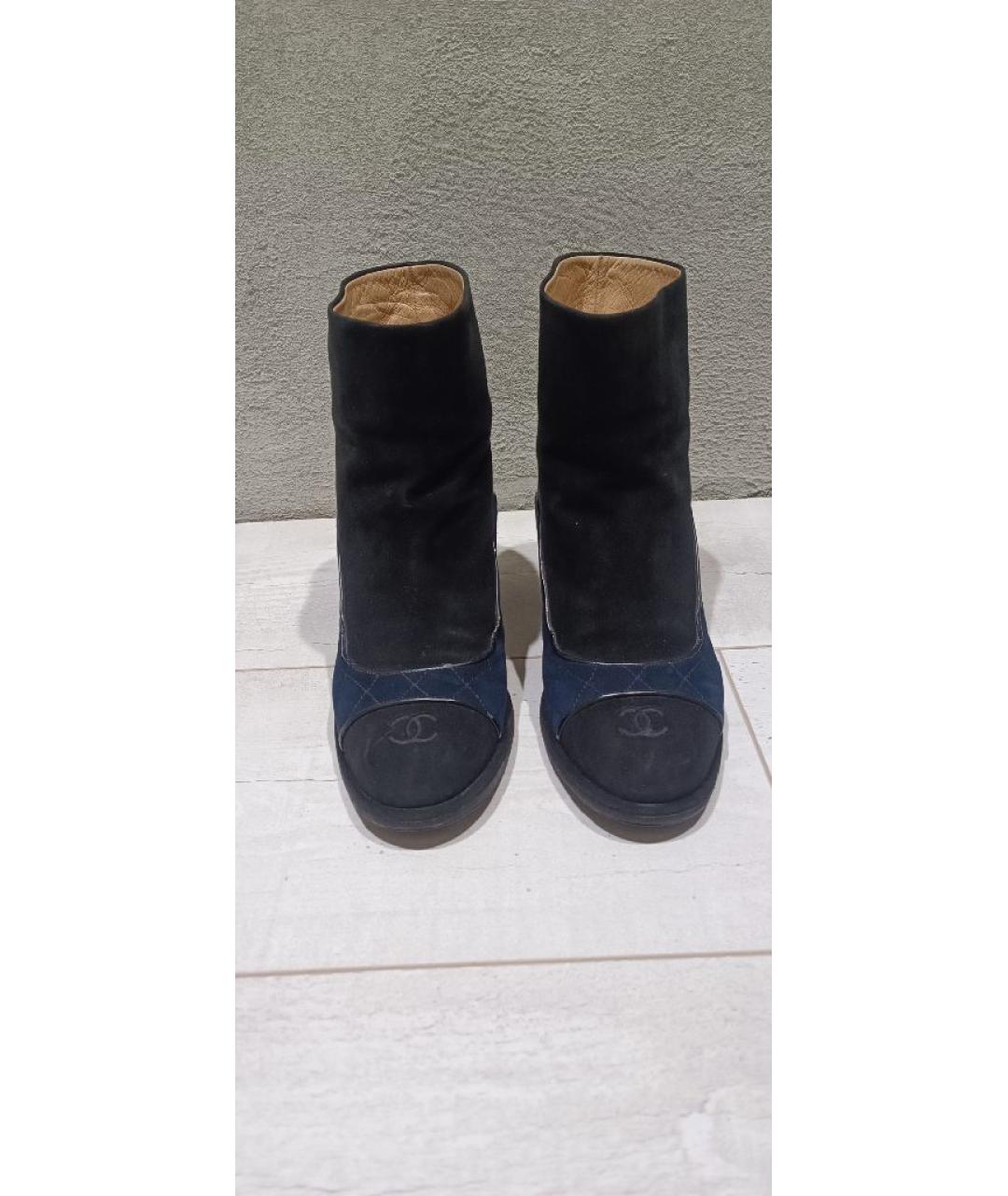 CHANEL Черные замшевые ботильоны, фото 2