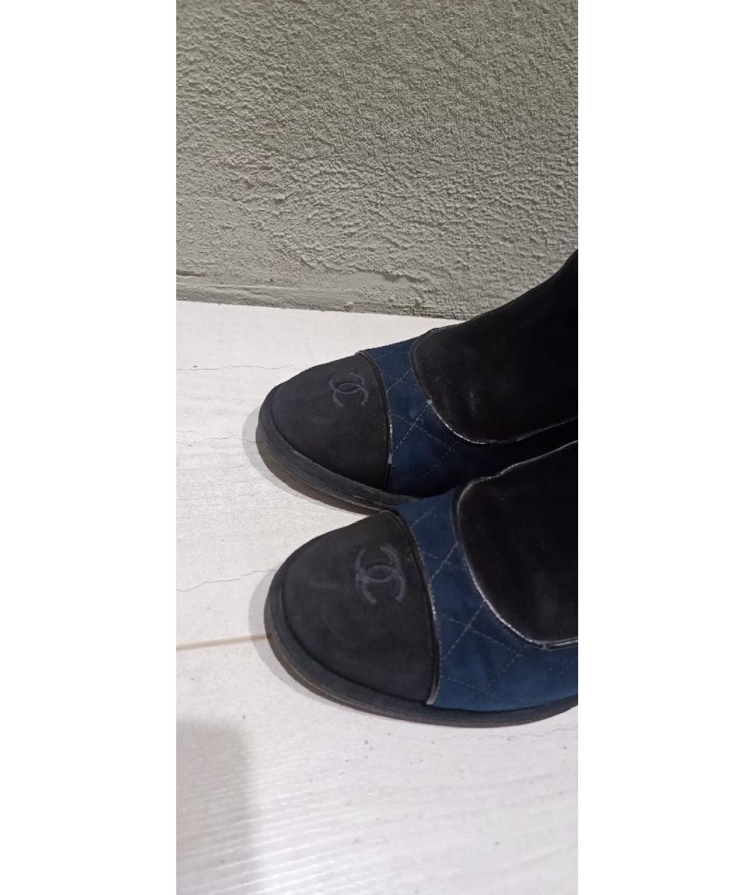 CHANEL Черные замшевые ботильоны, фото 6