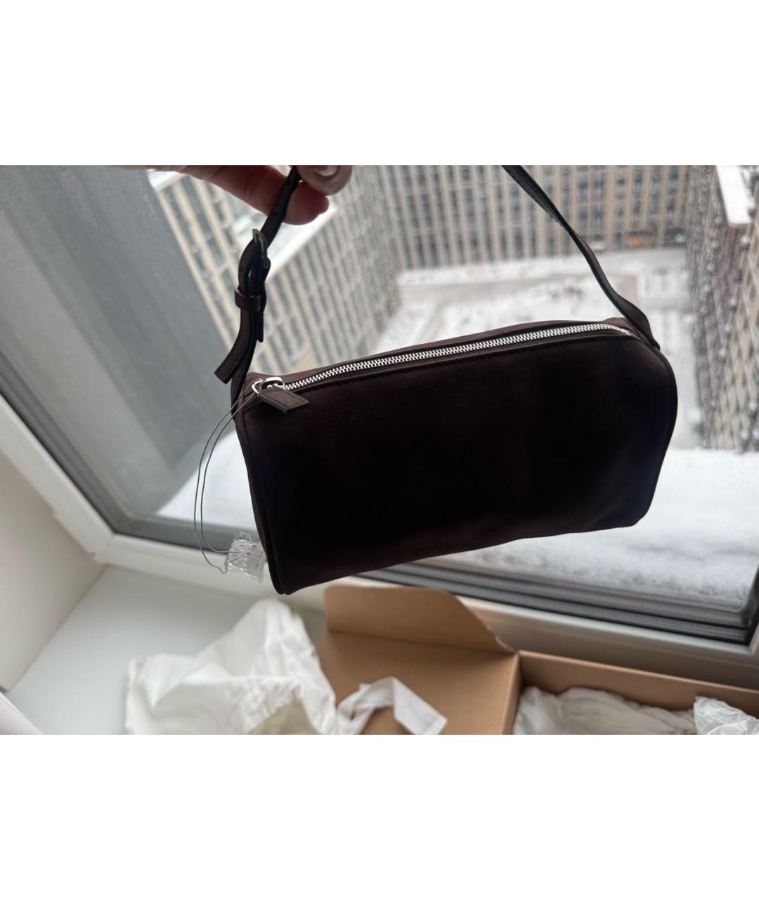 THE ROW Коричневая замшевая сумка с короткими ручками, фото 2