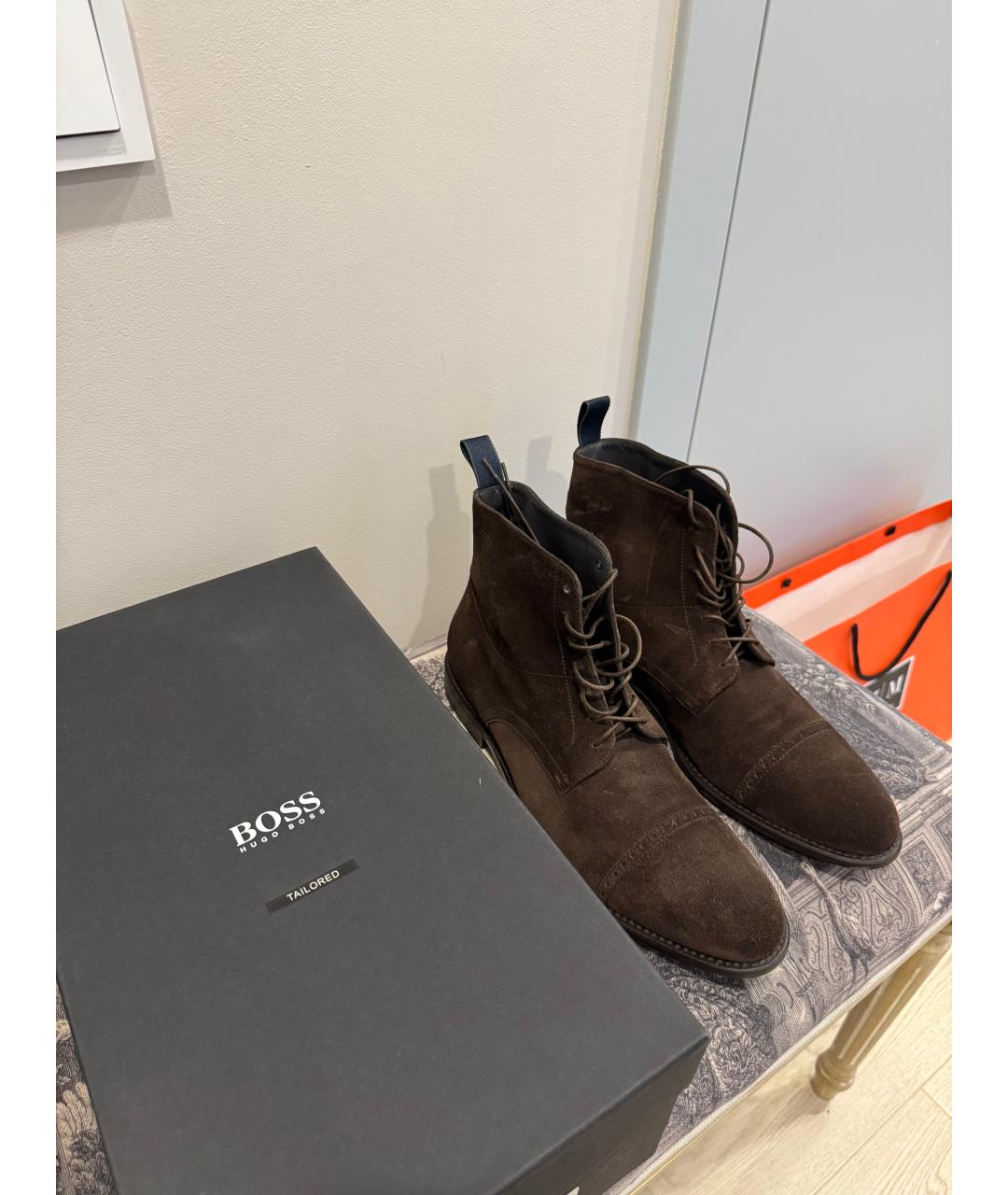 HUGO BOSS Коричневые замшевые высокие ботинки, фото 5