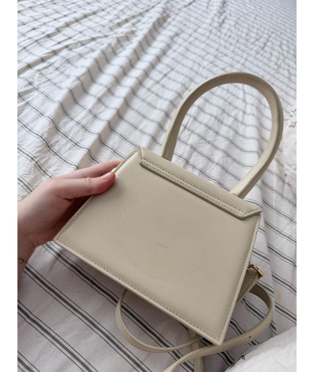 JACQUEMUS Бежевая кожаная сумка с короткими ручками, фото 3