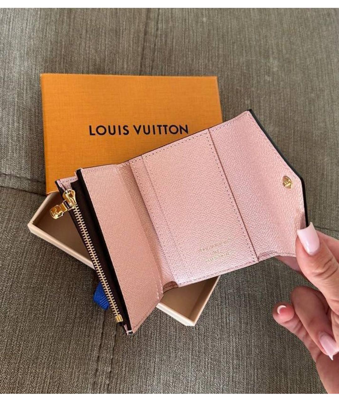LOUIS VUITTON Розовый кожаный кошелек, фото 6
