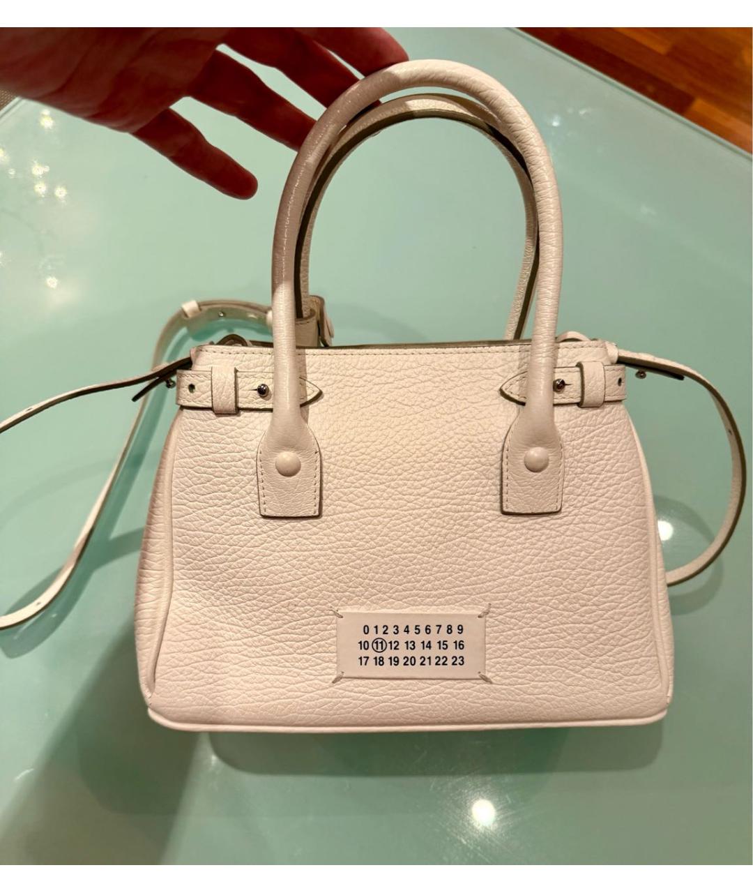 MAISON MARGIELA Белая кожаная сумка с короткими ручками, фото 5