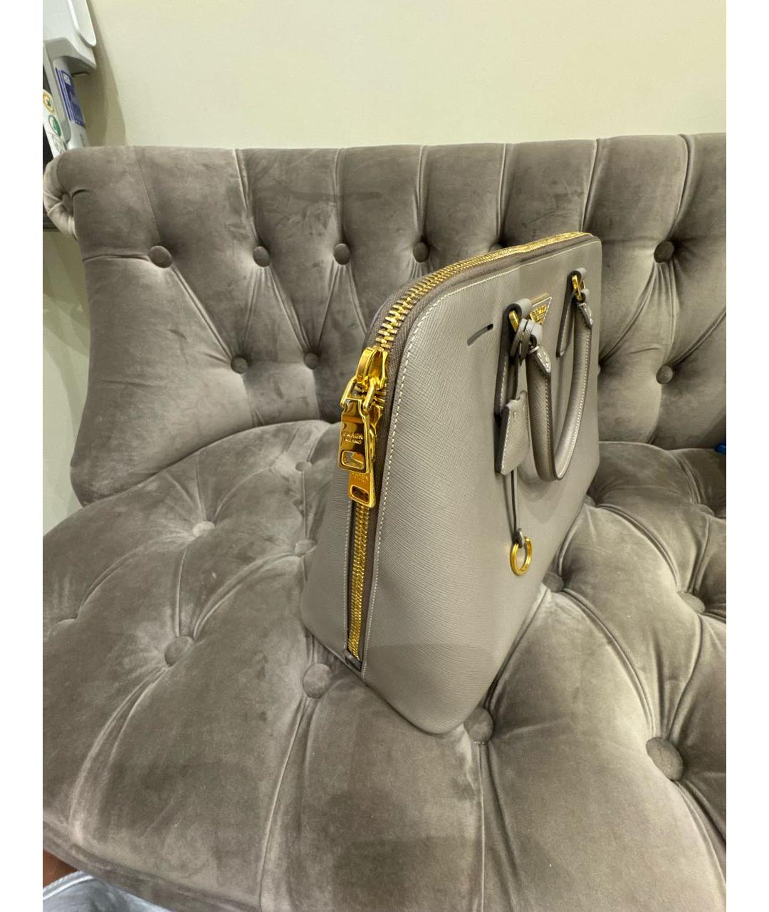 PRADA Бежевая кожаная сумка тоут, фото 2