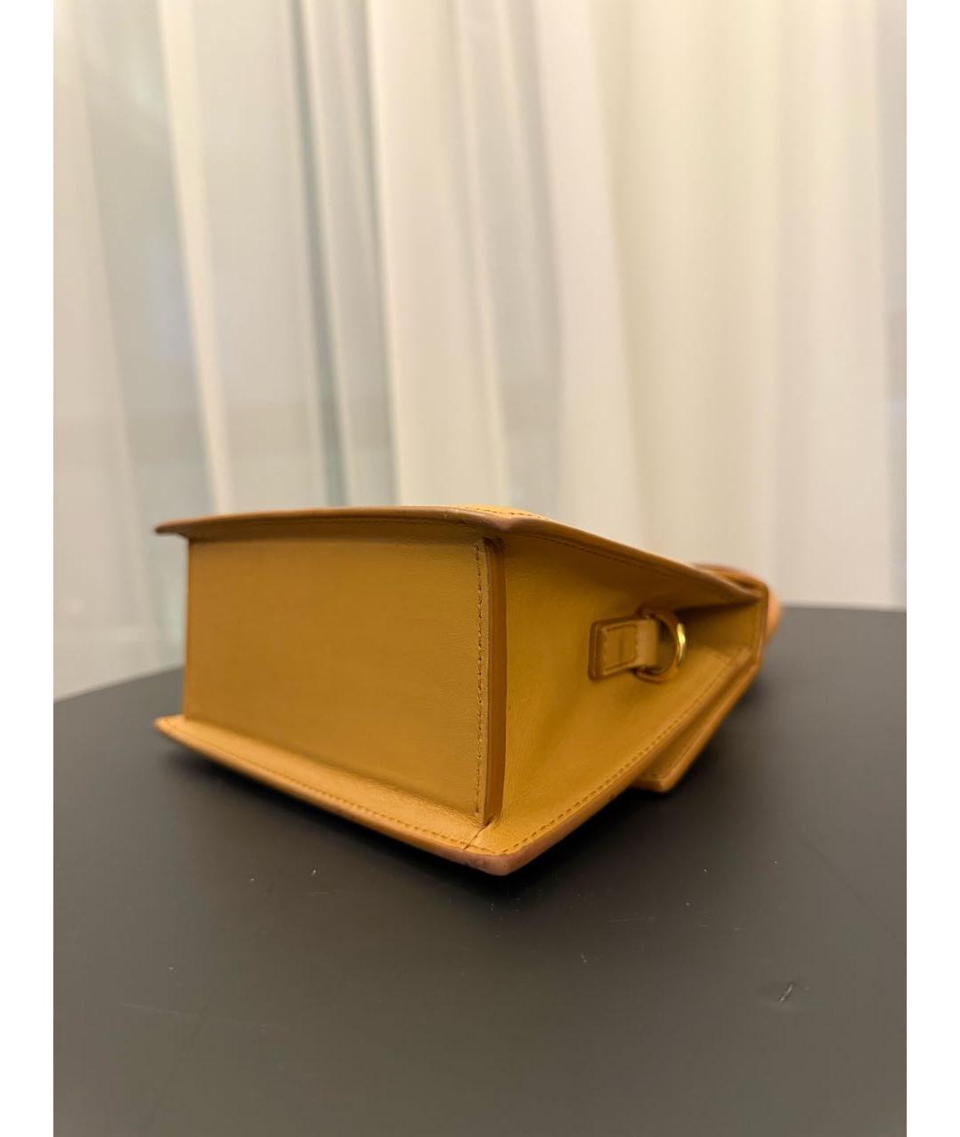 JACQUEMUS Горчичная кожаная сумка с короткими ручками, фото 8