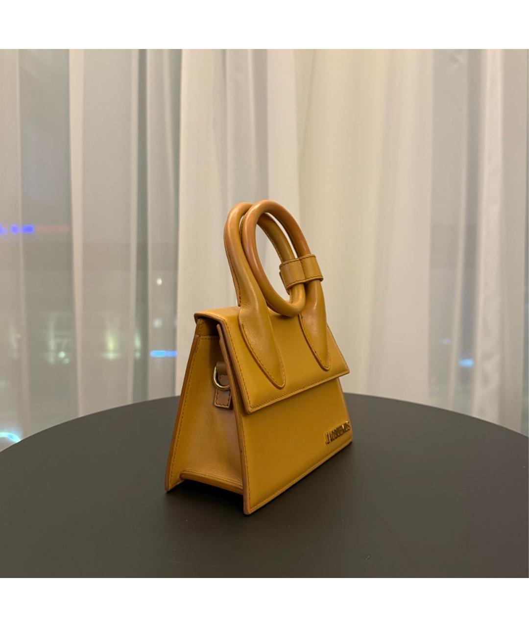 JACQUEMUS Горчичная кожаная сумка с короткими ручками, фото 2