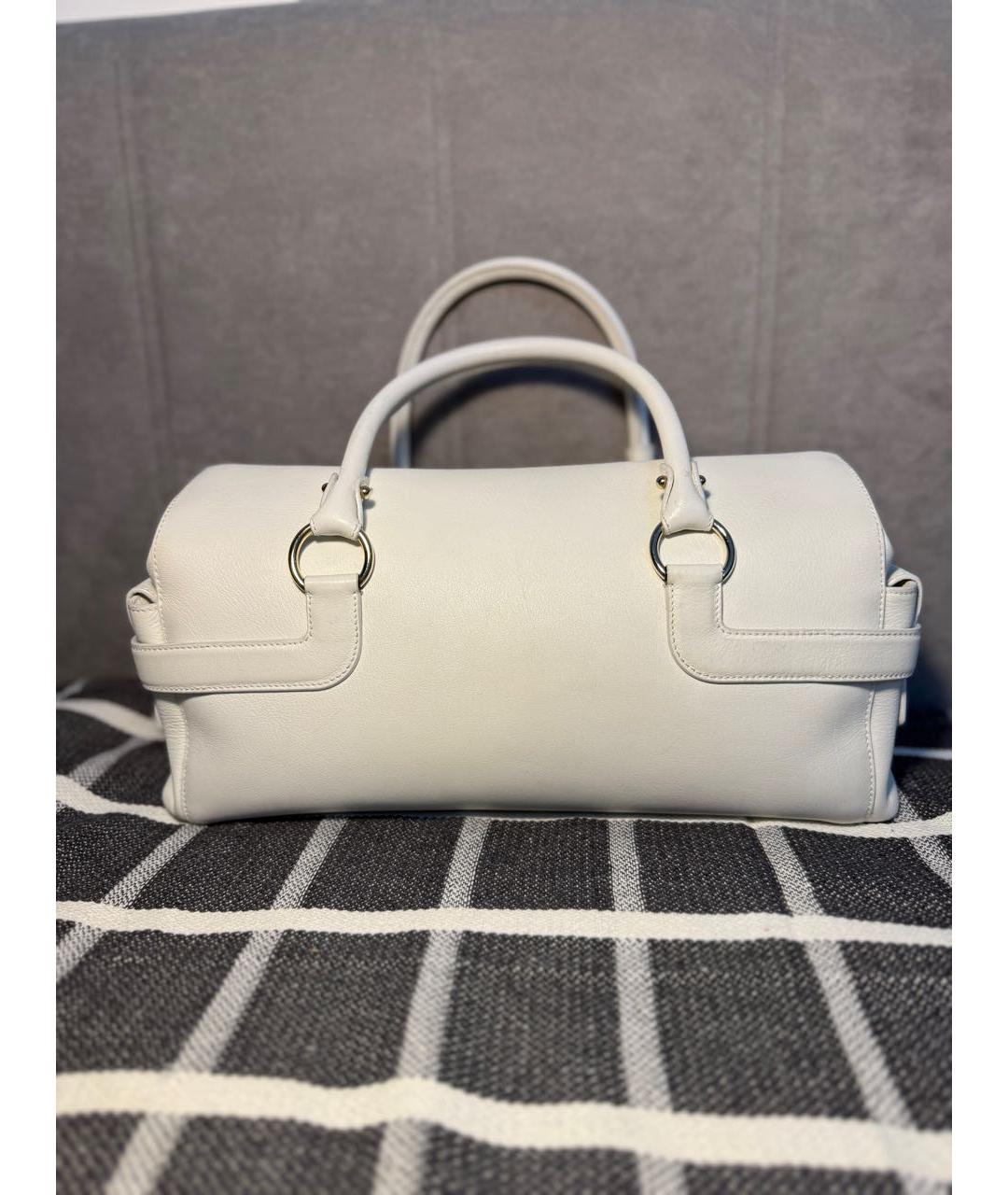 FERRAGAMO Белая кожаная сумка с короткими ручками, фото 2