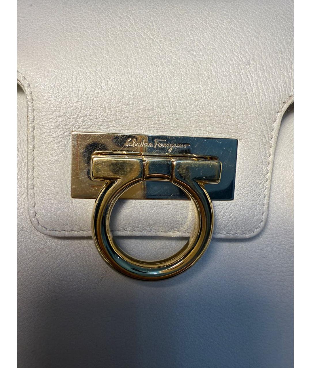 FERRAGAMO Белая кожаная сумка с короткими ручками, фото 7