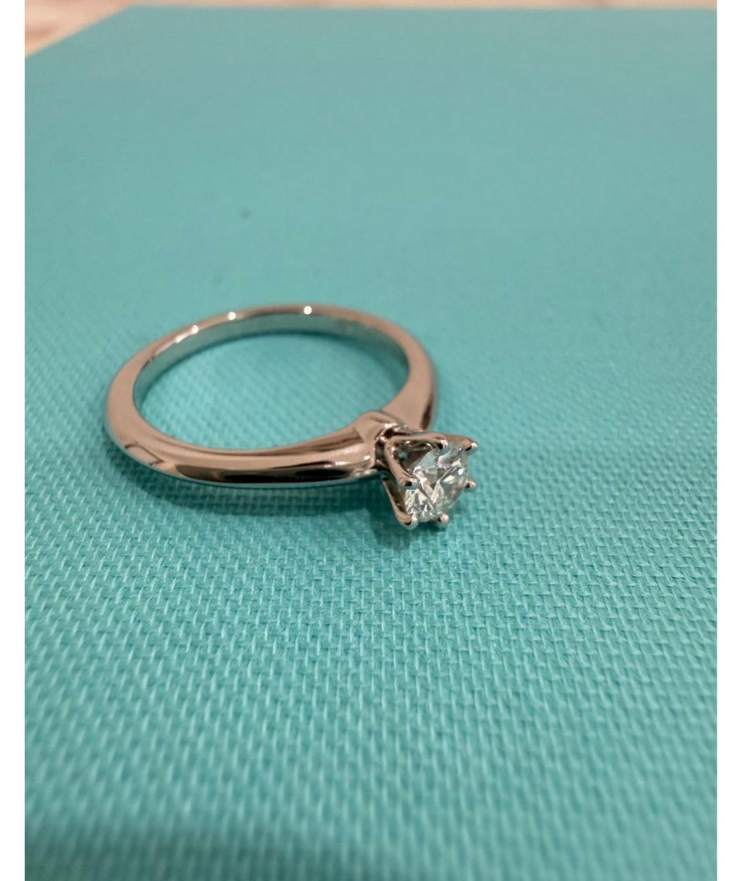 TIFFANY&CO Белое платиновое кольцо, фото 4