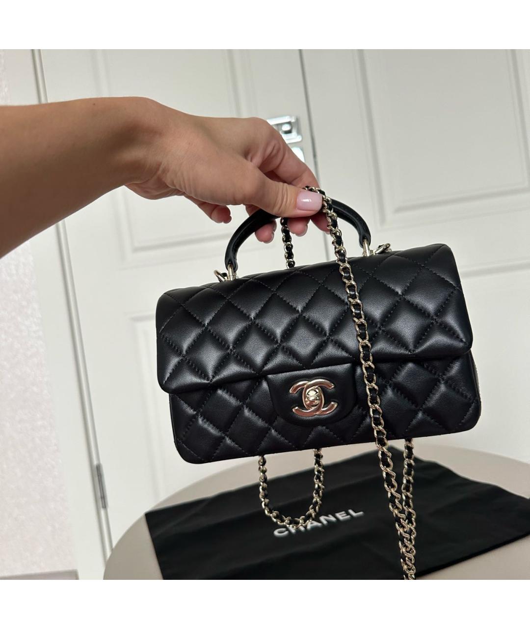 CHANEL Черная кожаная сумка через плечо, фото 6