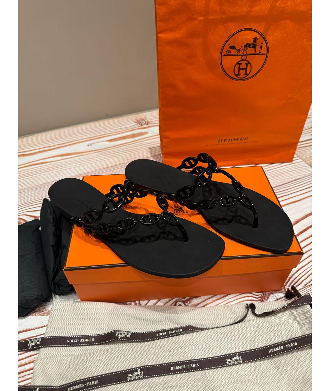 HERMES Черные резиновые шлепанцы, фото 3