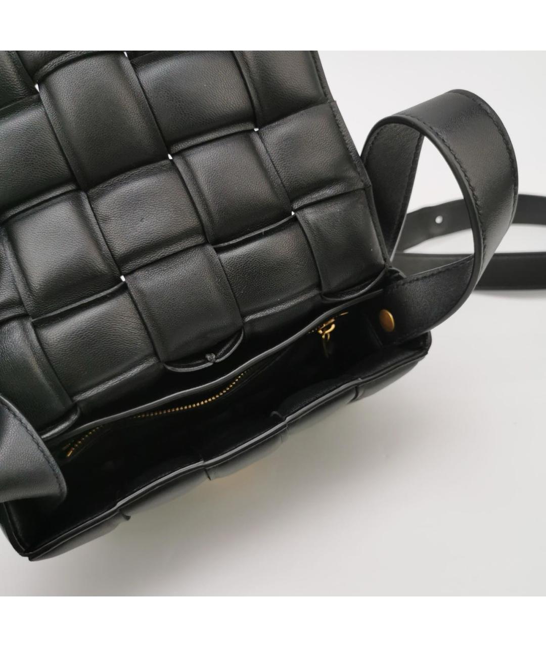 BOTTEGA VENETA Черная кожаная сумка через плечо, фото 6
