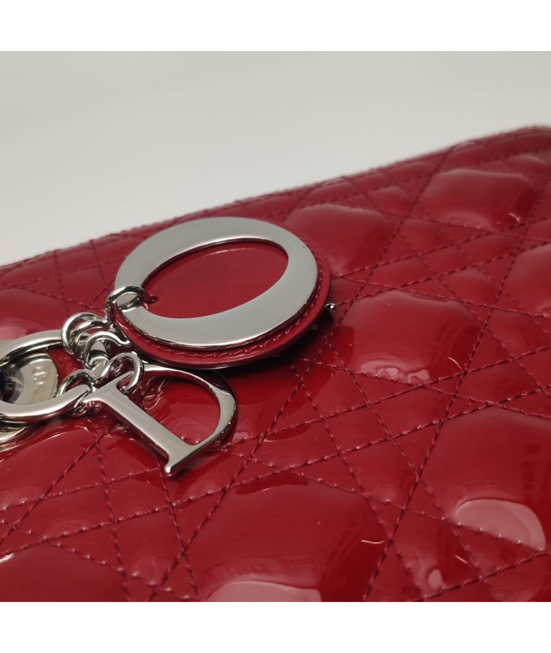 CHRISTIAN DIOR Красная сумка с короткими ручками из лакированной кожи, фото 6