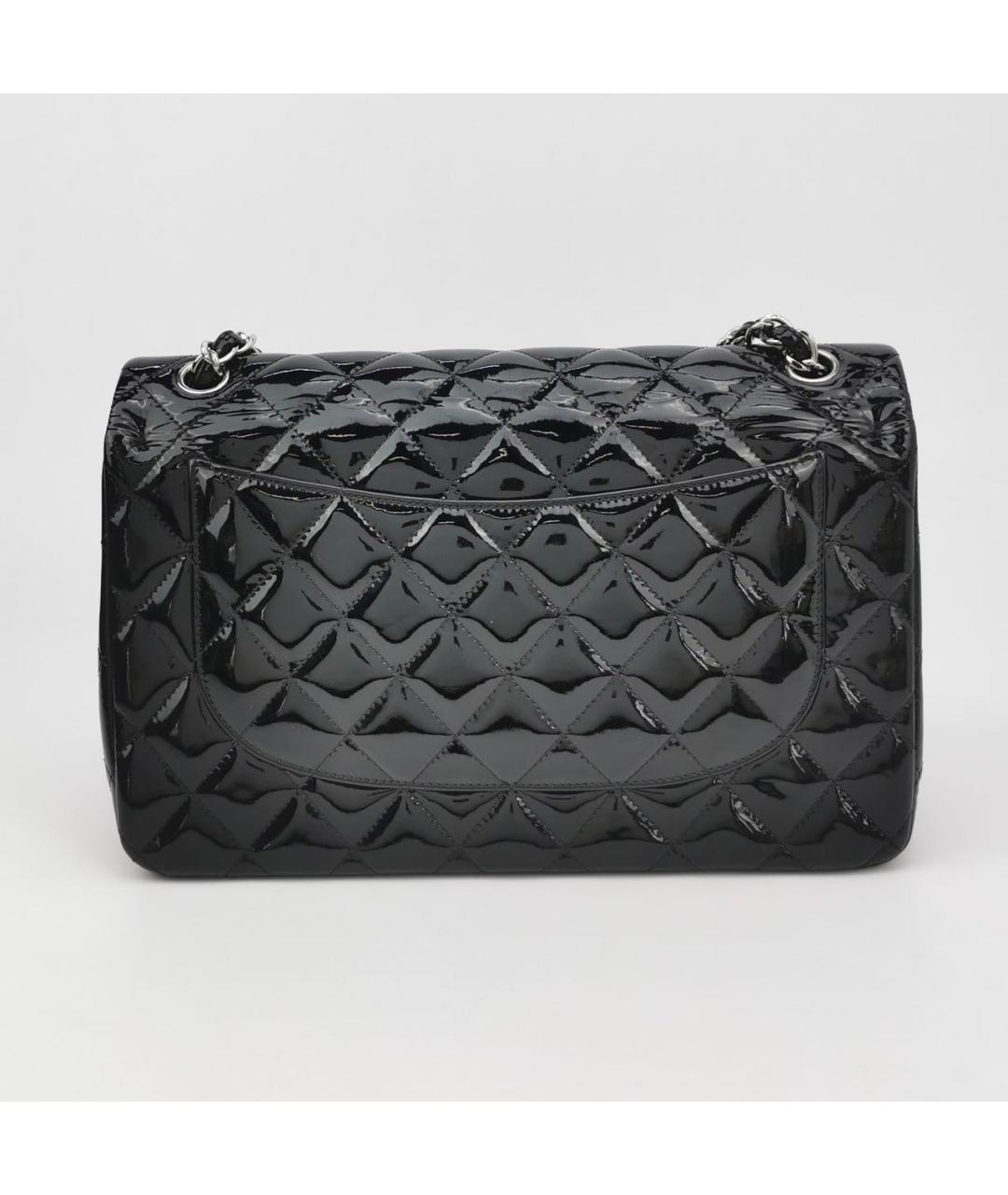 CHANEL Черная сумка через плечо из лакированной кожи, фото 4