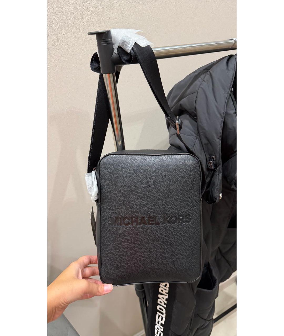 MICHAEL KORS Черная кожаная барсетка, фото 7