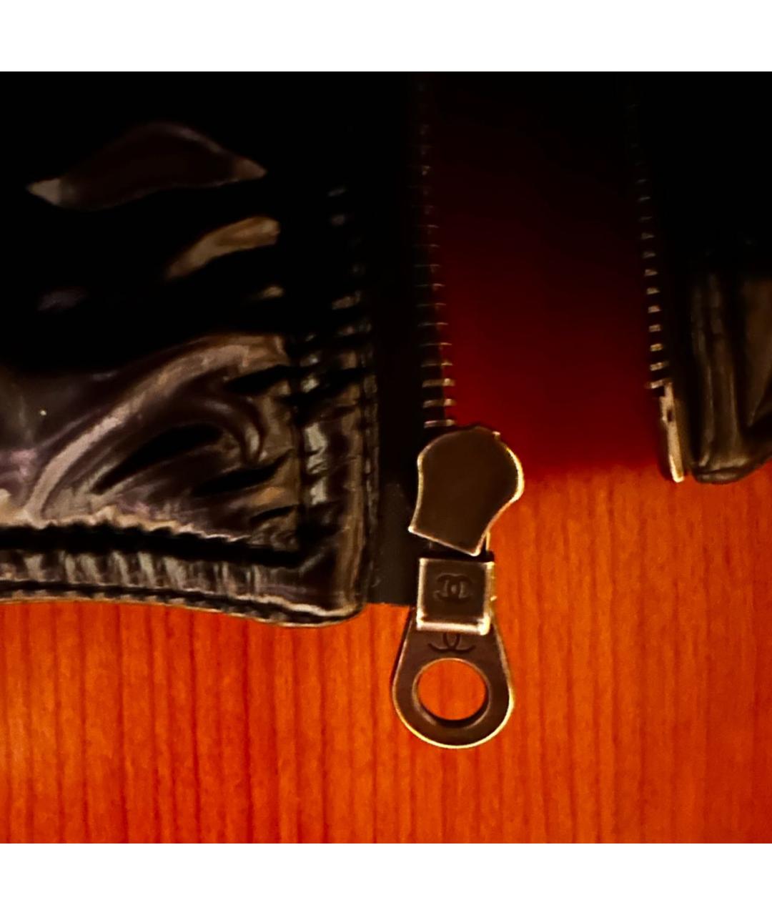 CHANEL Черная полиуретановая куртка, фото 7