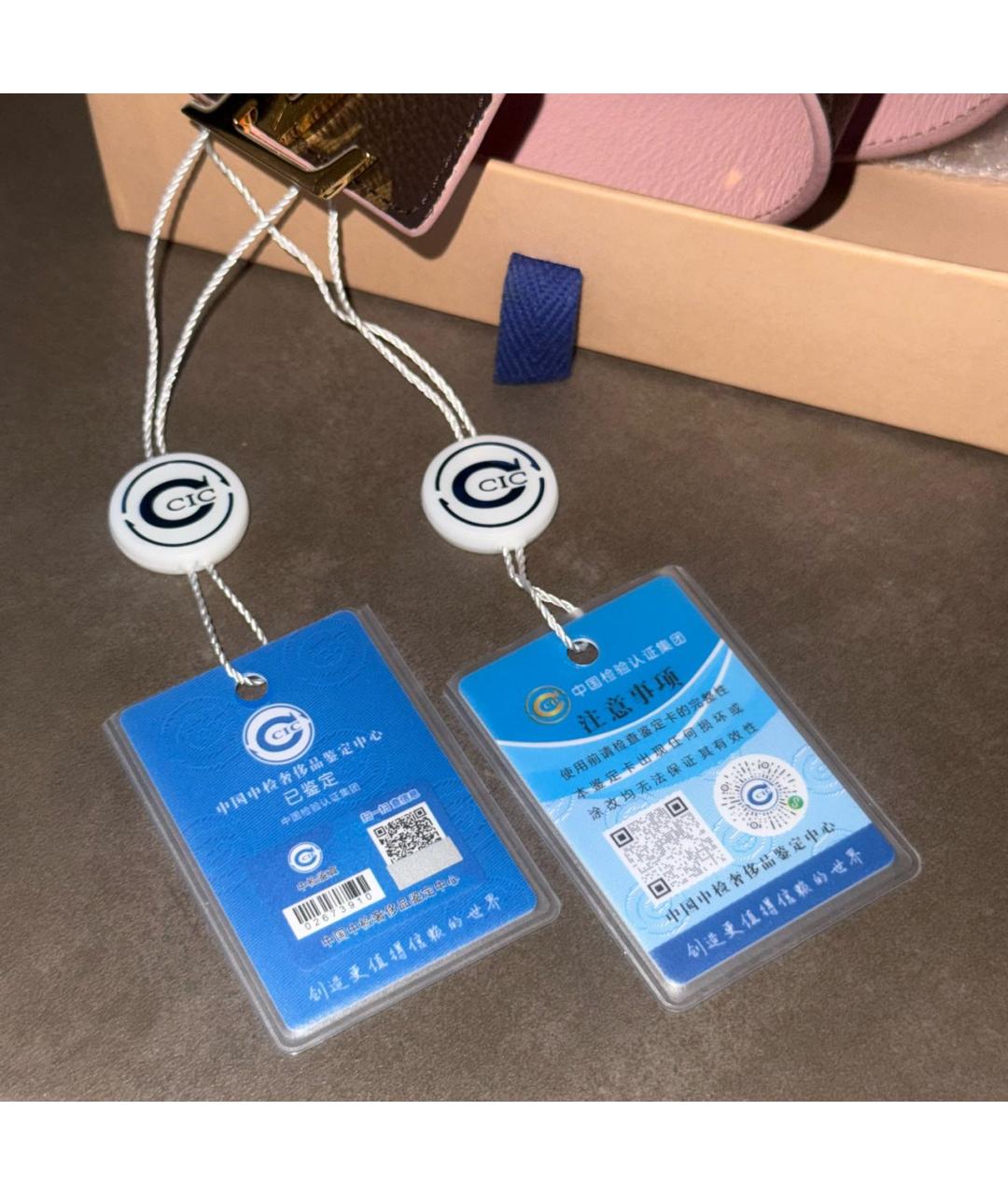 LOUIS VUITTON Коричневый кожаный ремень, фото 4