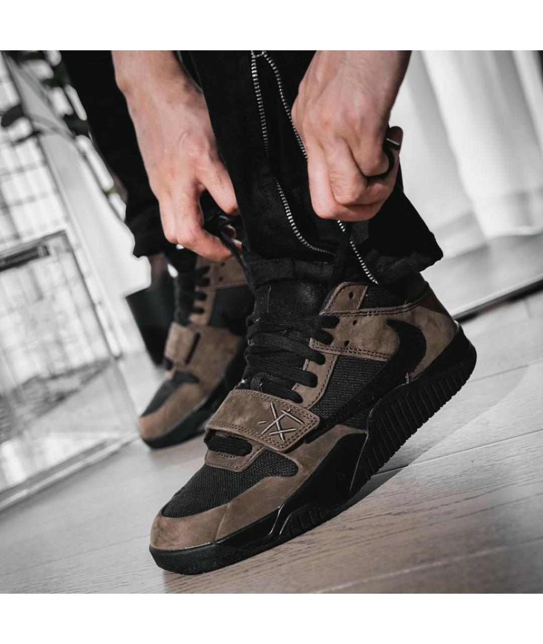 NIKE Коричневые низкие кроссовки / кеды, фото 6