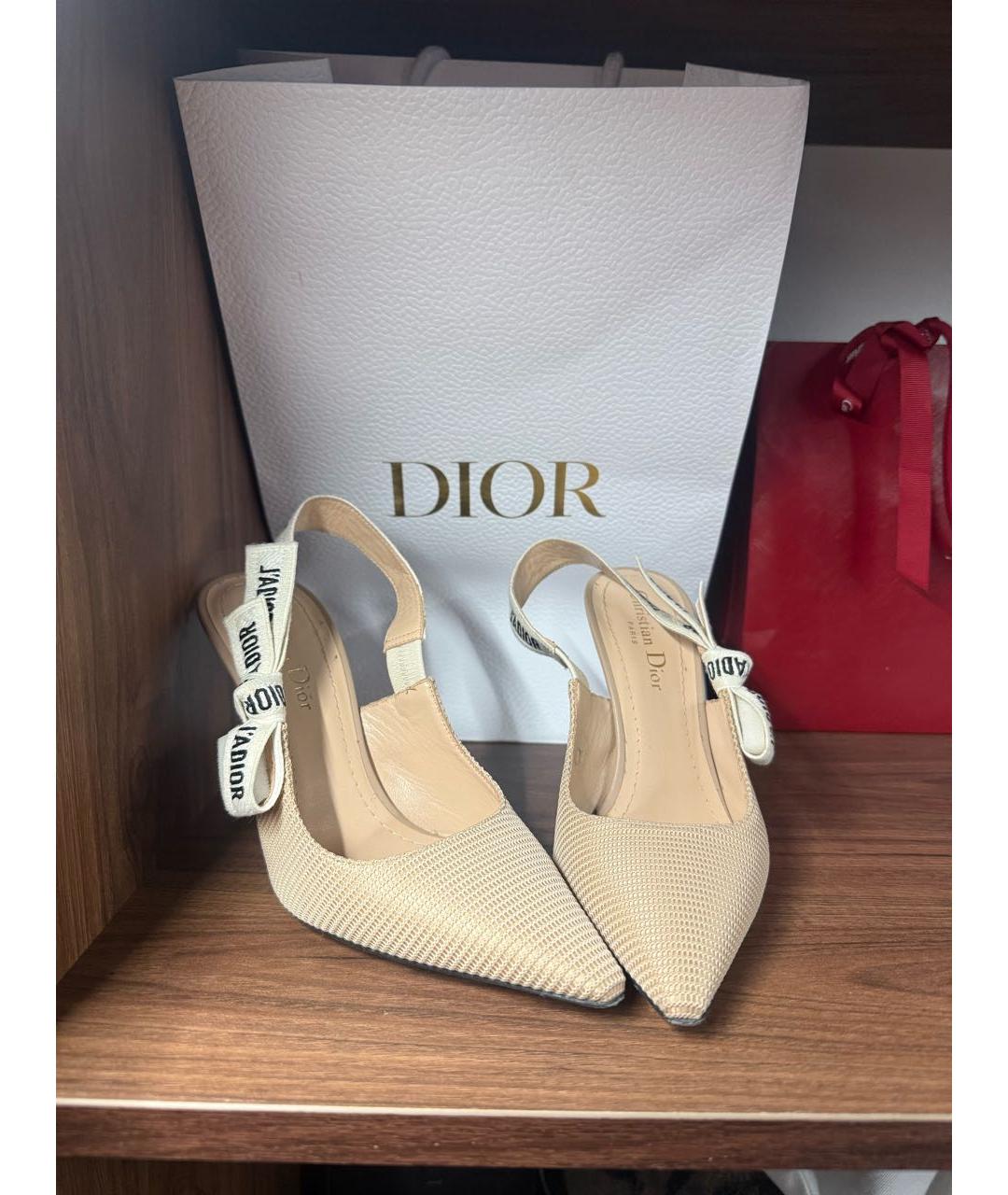 CHRISTIAN DIOR Бежевые текстильные туфли, фото 3