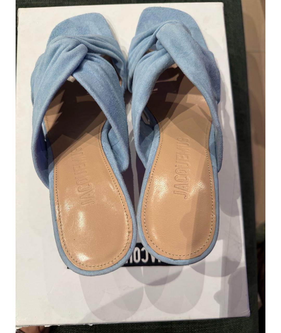 JACQUEMUS Голубые замшевые мюли, фото 3