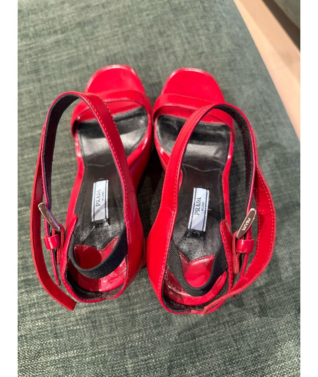 PRADA Красные кожаные босоножки, фото 3