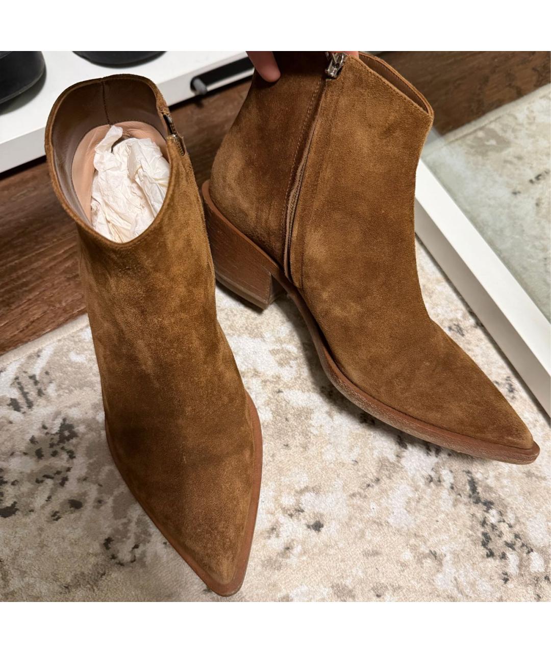 GIANVITO ROSSI Коричневые замшевые ботильоны, фото 2