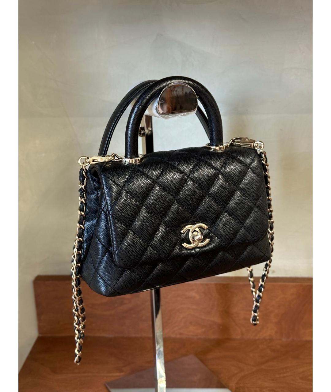 CHANEL Черная кожаная сумка с короткими ручками, фото 3