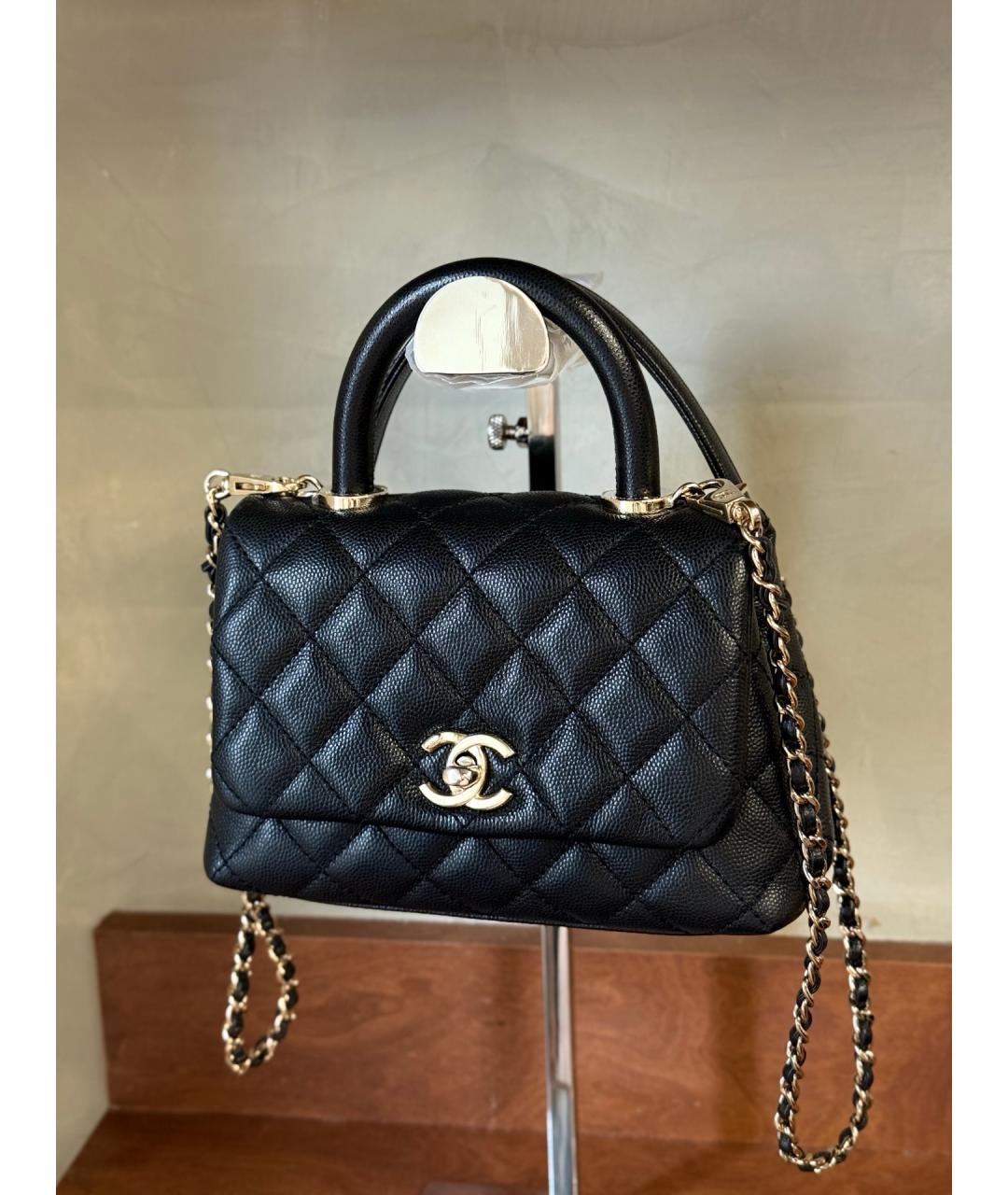 CHANEL Черная кожаная сумка с короткими ручками, фото 2