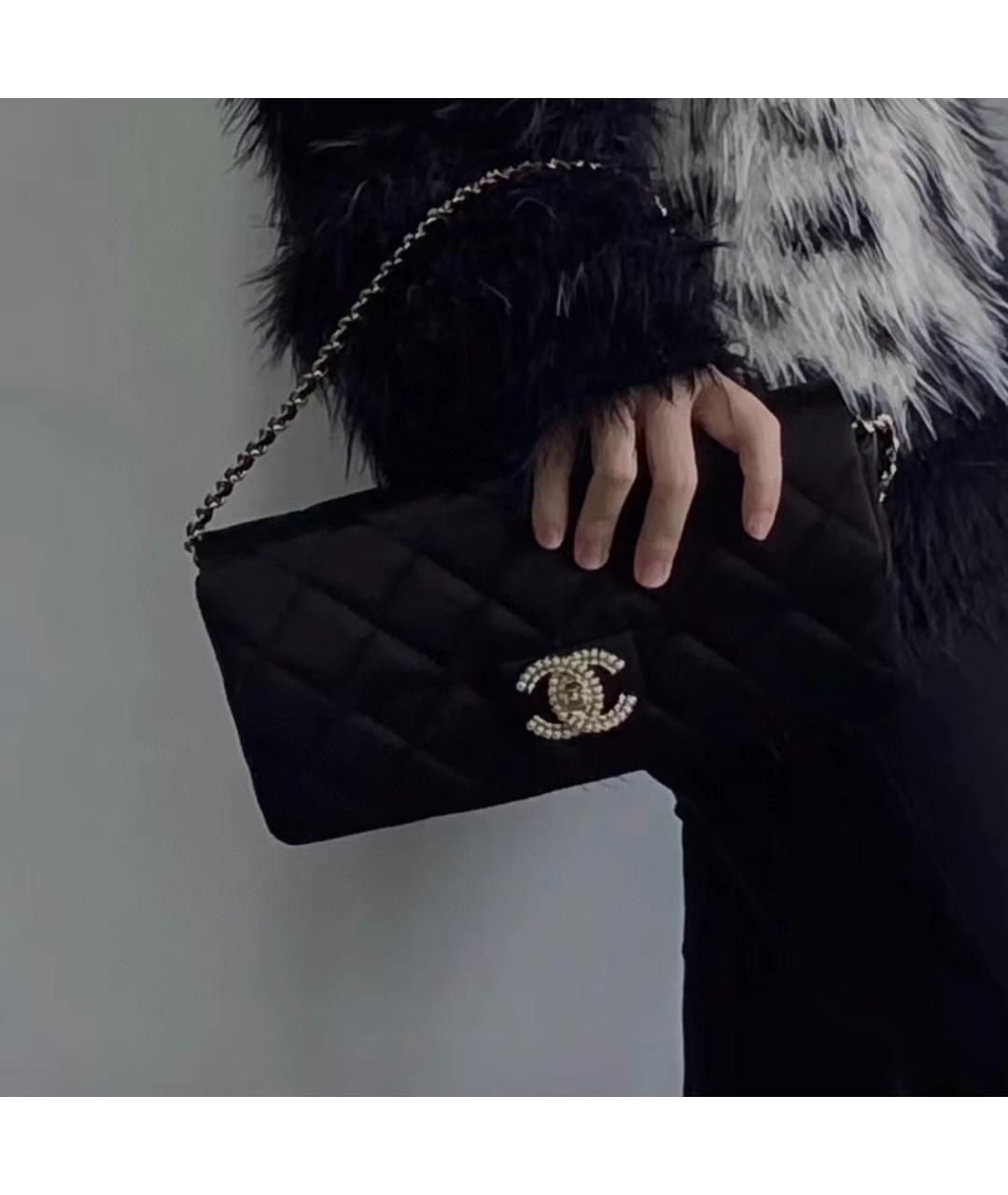 CHANEL Черная кожаная сумка с короткими ручками, фото 7