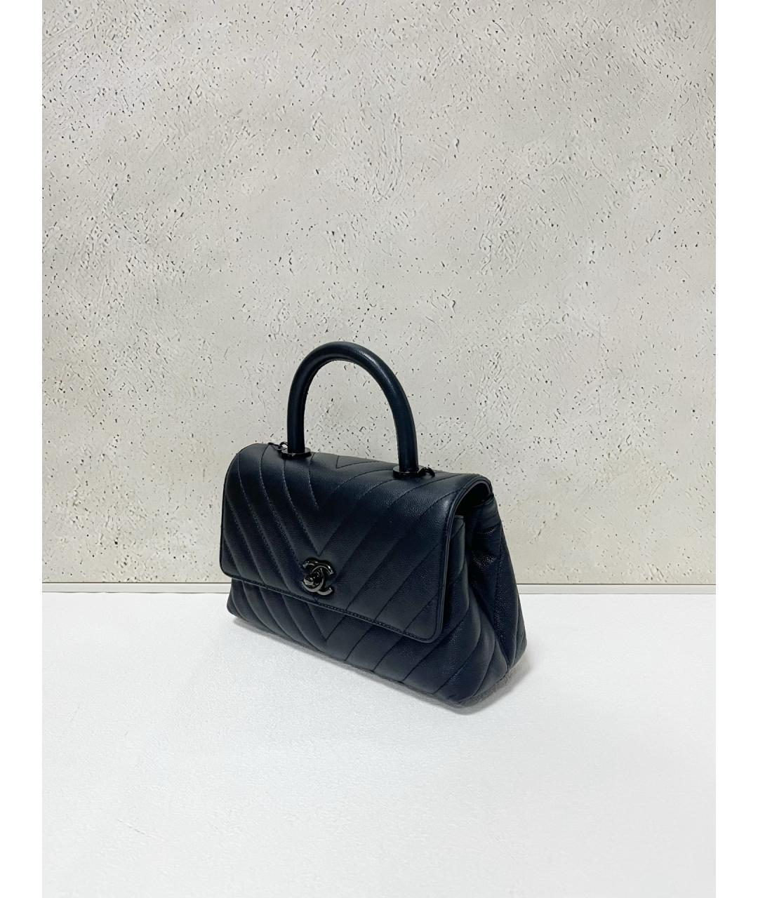 CHANEL Черная кожаная сумка с короткими ручками, фото 2