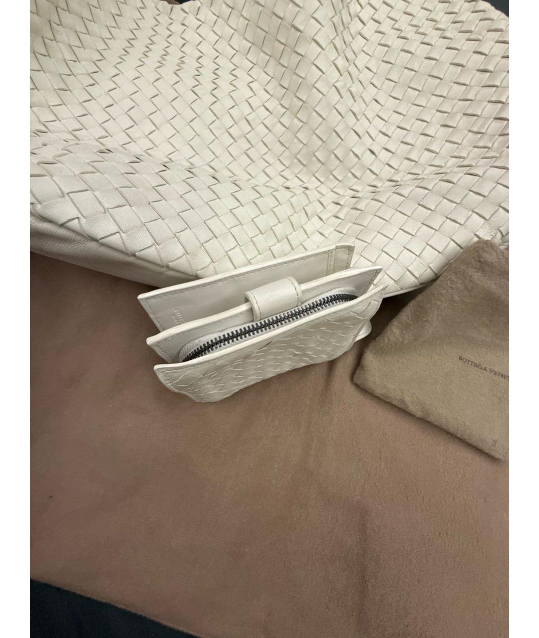 BOTTEGA VENETA Белая кожаная сумка с короткими ручками, фото 8
