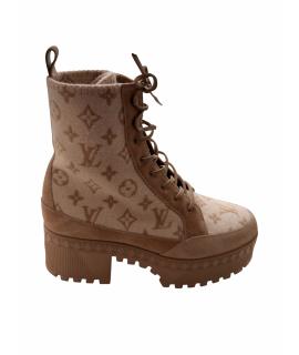 LOUIS VUITTON Ботинки