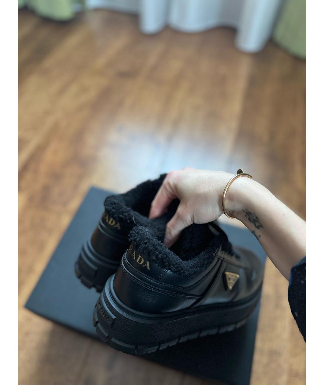 PRADA Черные кожаные кроссовки, фото 3