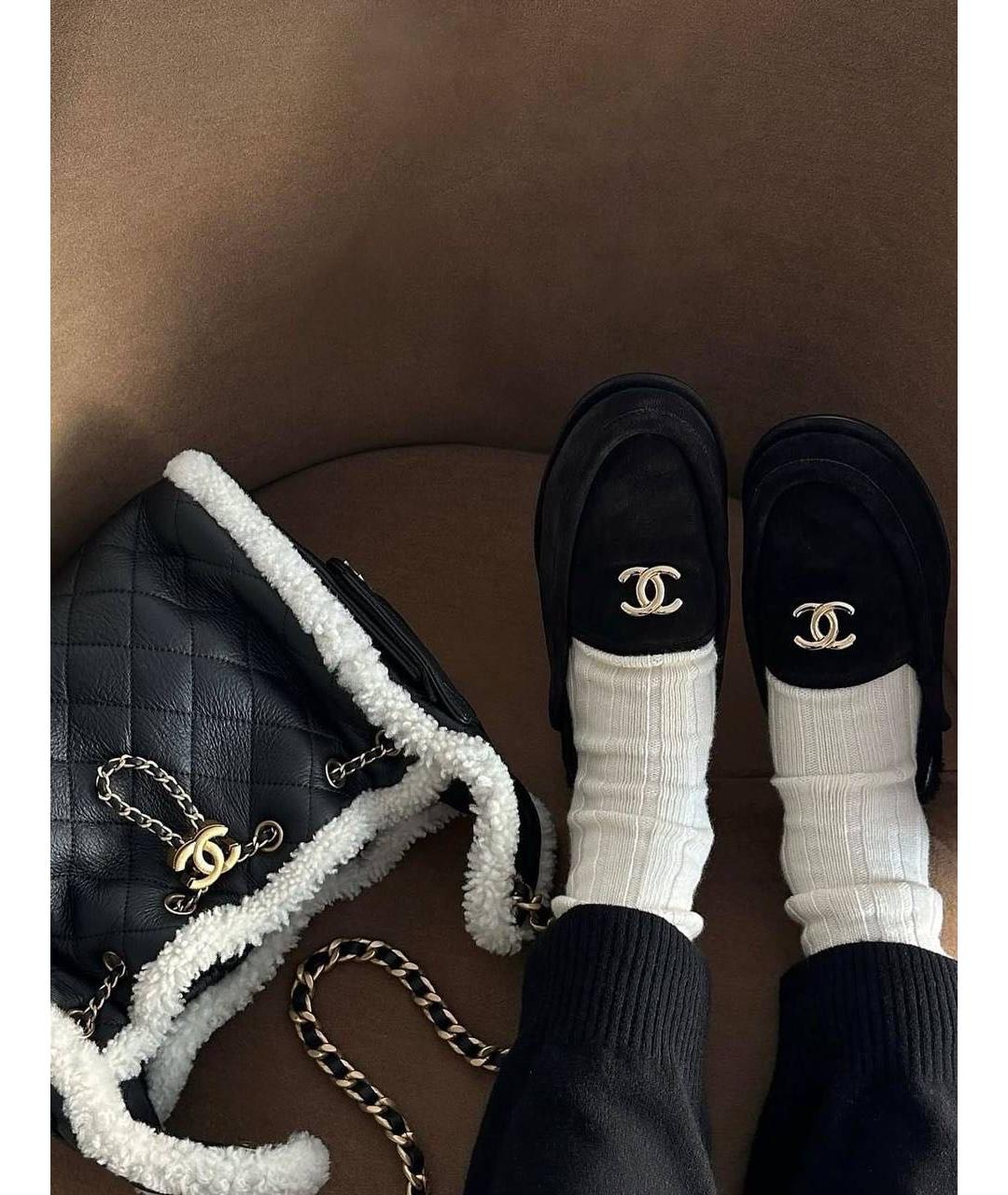 CHANEL Черные замшевые лоферы, фото 3