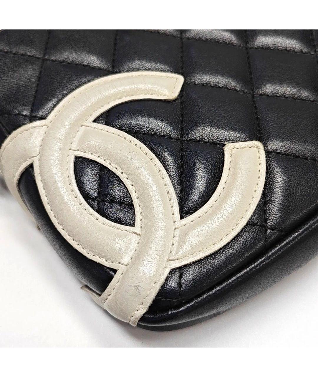 CHANEL Черная кожаная сумка с короткими ручками, фото 5