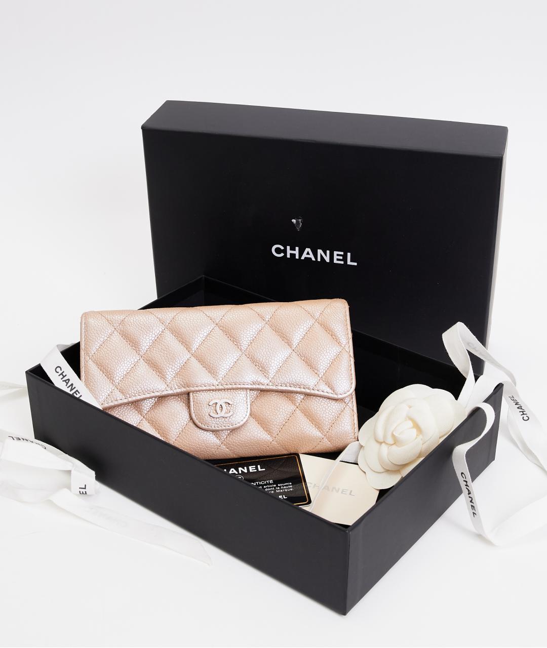 CHANEL Бежевый кожаный кошелек, фото 6