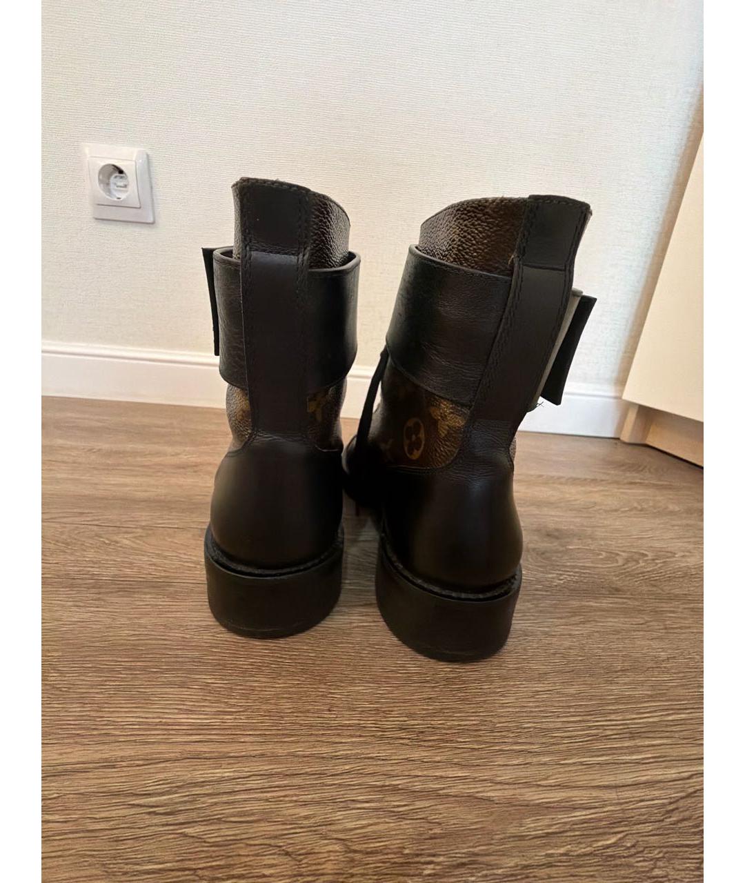 LOUIS VUITTON Коричневые ботинки, фото 4