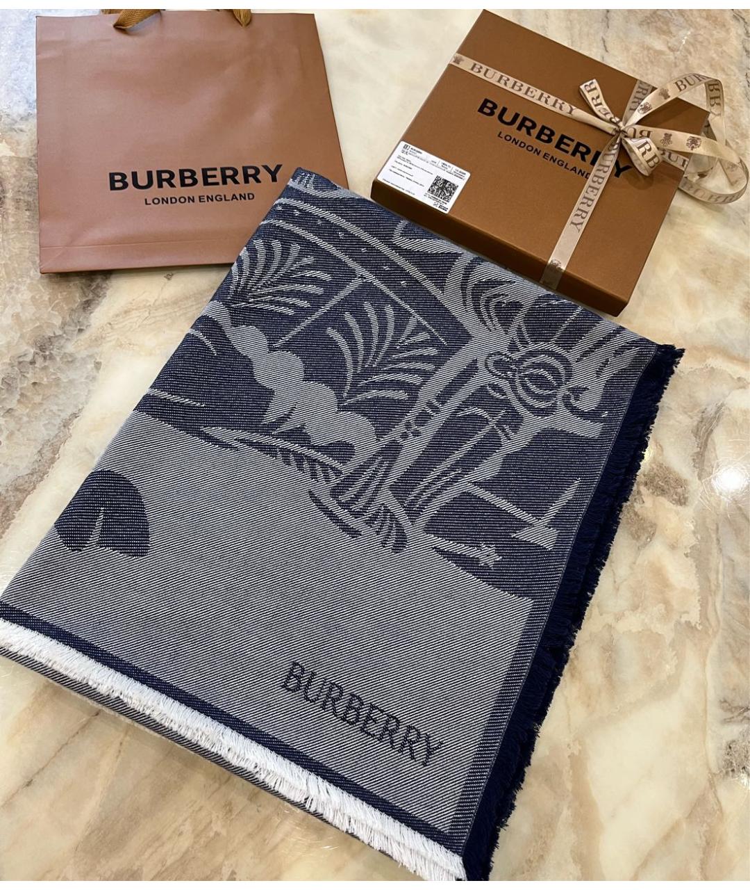 BURBERRY Серый шерстяной шарф, фото 5