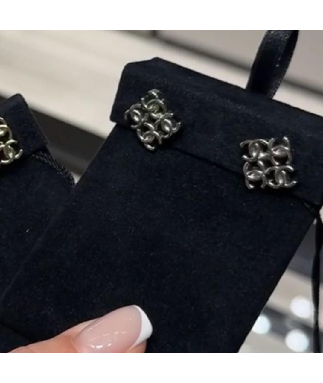 CHANEL Серебряные металлические серьги, фото 3