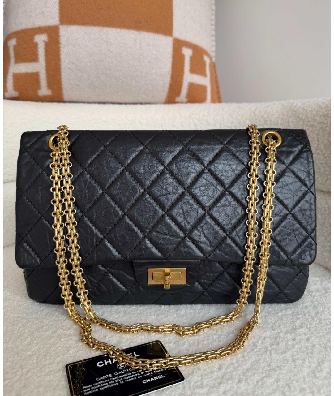 CHANEL Черная кожаная сумка через плечо, фото 2