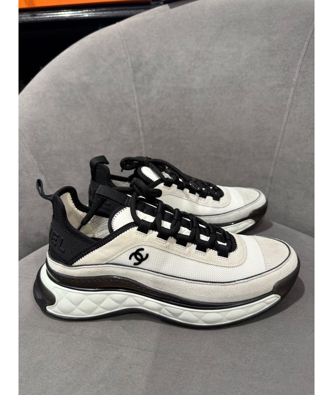 CHANEL Бежевые текстильные кроссовки, фото 9