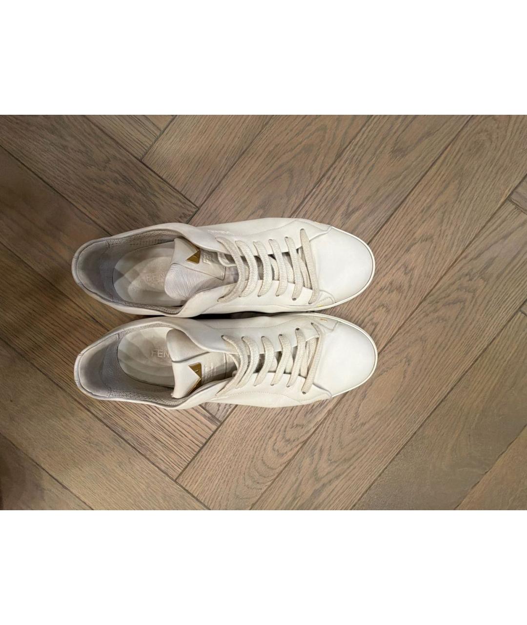 FENDI Белые кожаные низкие кроссовки / кеды, фото 3